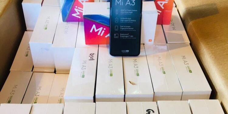 Receita Federal destina 1.200 smartphones à Universidade Estadual do Paraná