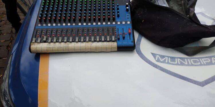 Guarda Municipal prende autor de furto em igreja na Avenida Costa e Silva