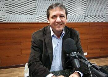 Chico concorda com Acifi, mas abertura do comércio depende de autorização do Estado