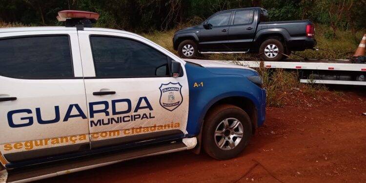 Guarda Municipal recupera caminhonete tomada em assalto