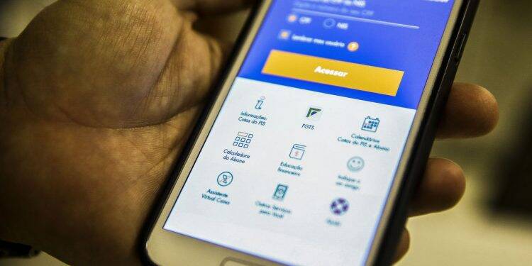 Caixa credita saque emergencial do FGTS para nascidos em abril