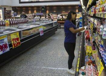 Sem pressão de consumo, cesta básica permaneceu estável em junho