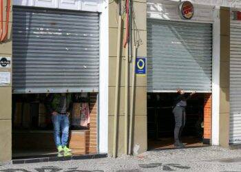 Em carta aberta, trabalhadores criticam possível fechamento do comércio no Paraná