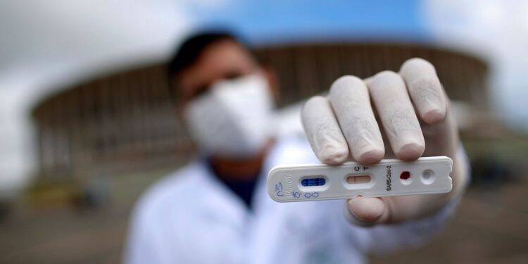 Recuperados da Covid-19 devem manter cuidados mesmo após infecção