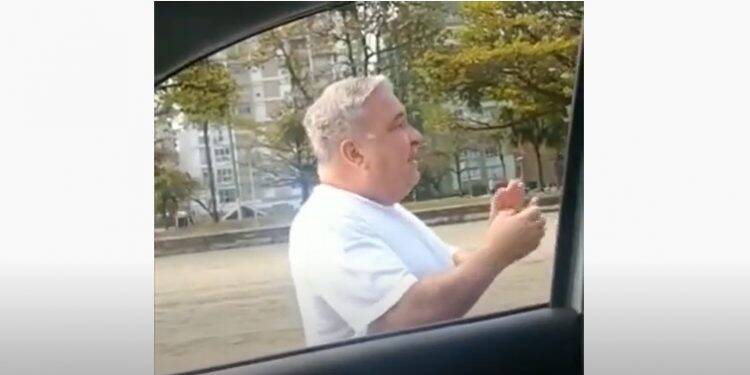 Desembargador humilha guarda após multa por não usar máscara: ‘Analfabeto’; vídeo