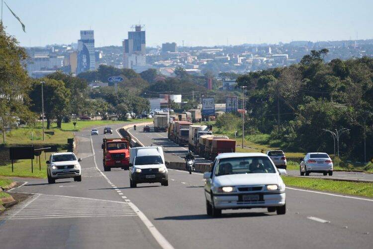 Itaipu vai revitalizar a iluminação de trechos urbanos da rodovia BR-277