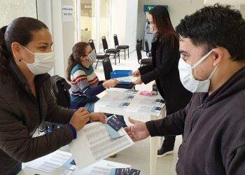 Polo Iguassu entrega cartões alimentação e cestas básicas da live solidária do turismo