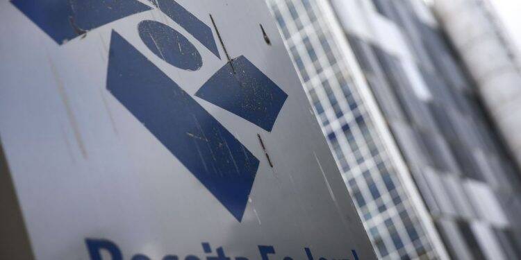Receita alerta para retorno de obrigações adiadas na pandemia