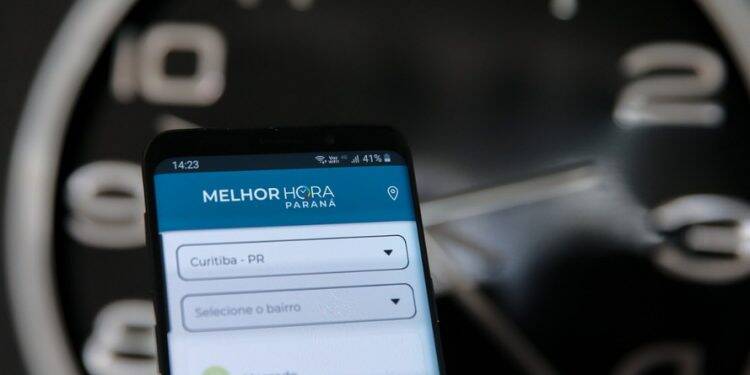 Aplicativo mostra horários com menor movimento em supermercados e farmácias