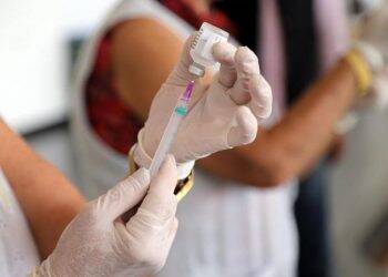 Após sucesso, Rússia anuncia que quer começar a distribuir vacina contra Covid-19 em agosto