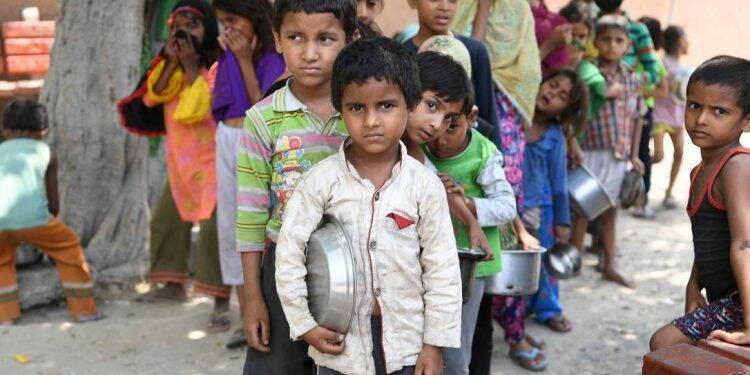 Pandemia agrava fome no mundo, e 12 mil pessoas podem morrer por dia em 2020