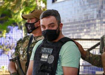 Veja o momento da prisão do traficante gaúcho em Hernandárias (PY)