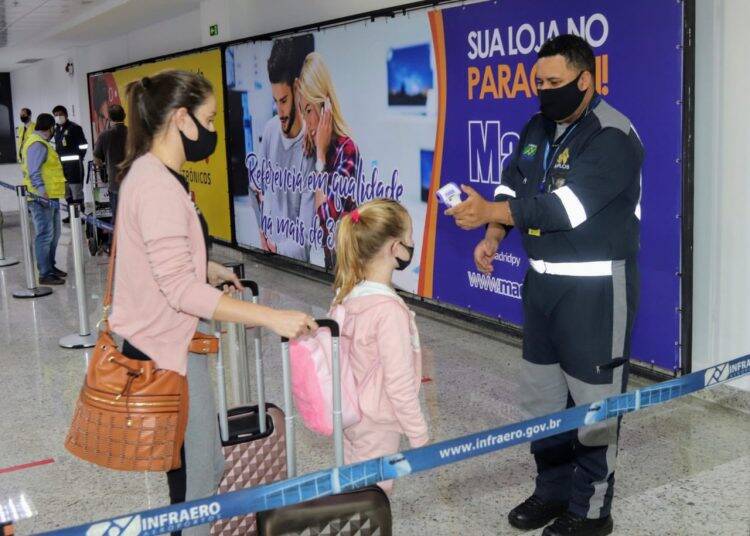 Aeroporto de Foz do Iguaçu é o primeiro do Brasil a receber certificação contra Covid-19