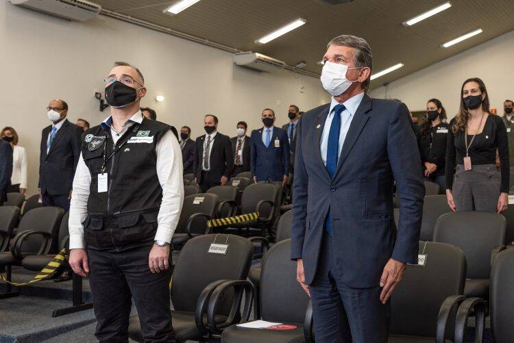 Em 10 dias, Operação Aliança destruiu 658 toneladas de maconha no Paraguai