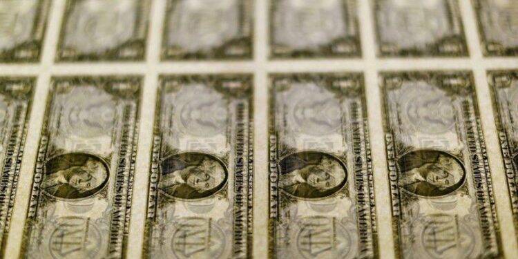 Brasil recebe US$ 1 bi para pagamento de programas emergenciais