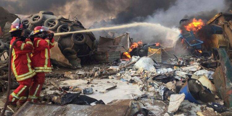 Parada não programada no porto de Beirute levou ao desastre