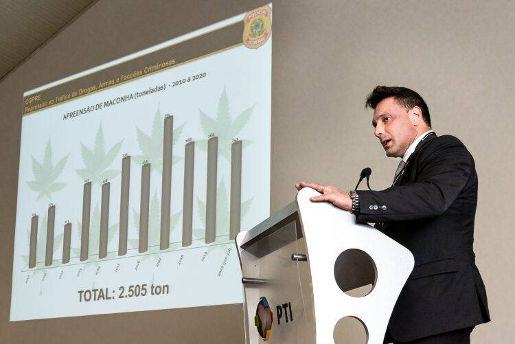 Em 10 dias, Operação Aliança destruiu 658 toneladas de maconha no Paraguai