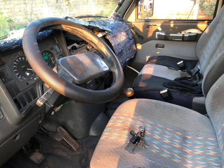 PRF e PM recuperam caminhão roubado carregado com agrotóxicos em Foz do Iguaçu