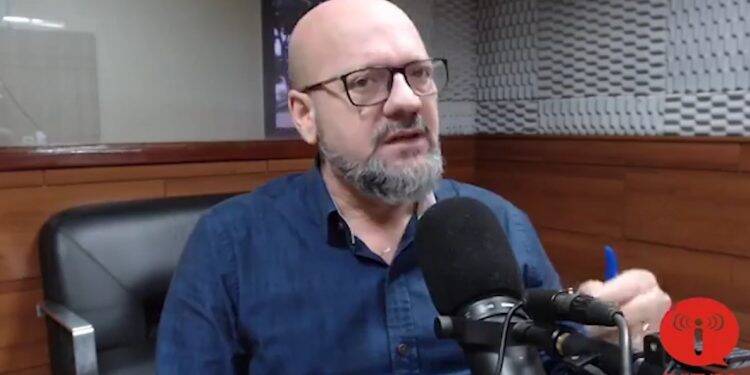 Aulas remotas precisam ser incluídas no dia a dia escolar pós-pandemia