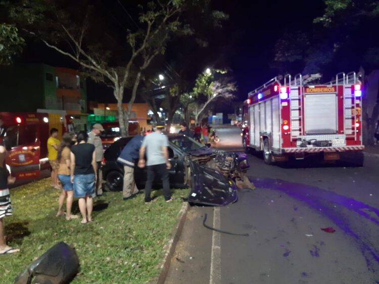 Acidente no Morumbi II deixa veículos destruídos