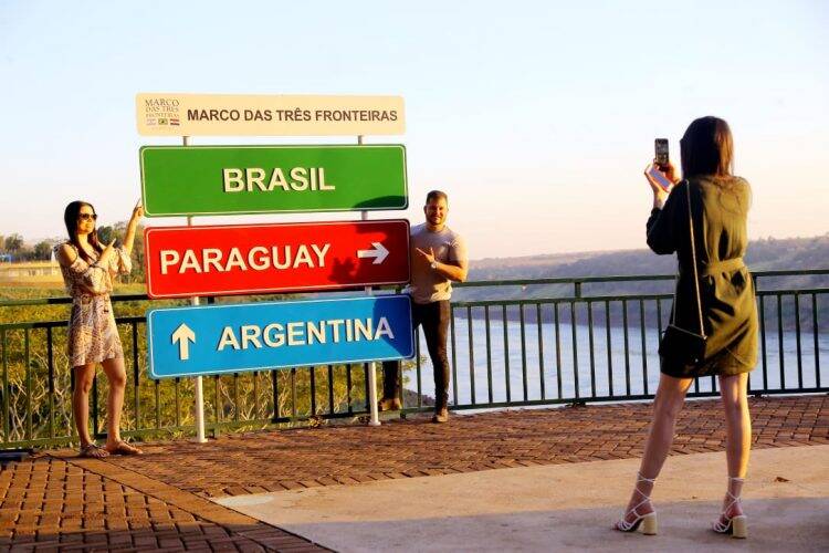 O Marco das 3 Fronteiras reabriu para a visitação turística