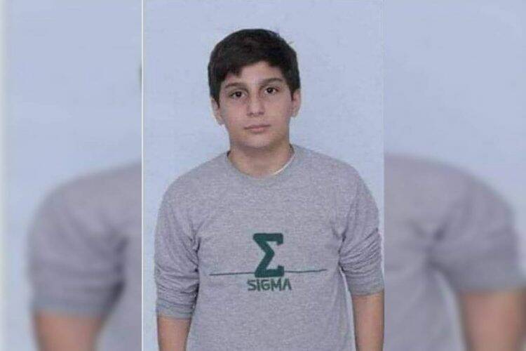 Adolescente de 13 anos morre após levar choque elétrico em carregador de celular