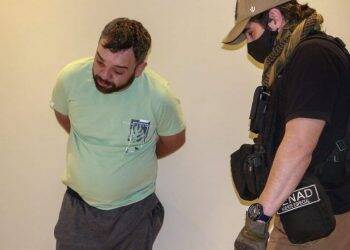 Líder da facção gaúcha “Os Manos” é preso em condomínio de luxo no Paraguai