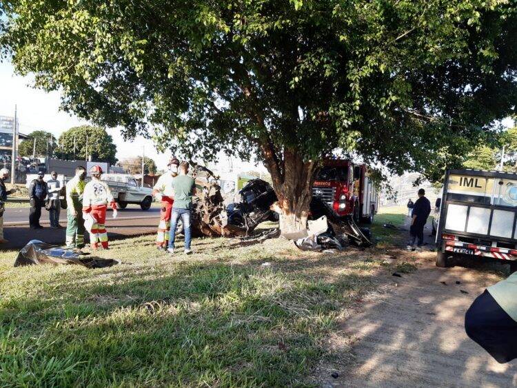 Rapaz de 25 anos morre em grave acidente na BR-277 em Foz
