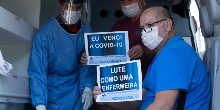 Hospital Municipal celebra 160 altas de pacientes recuperados da Covid-19