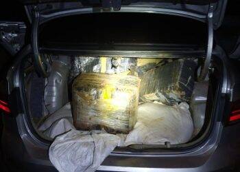 BPFron e PF apreende mais de 400 kg de maconha em Foz em porto clandestino