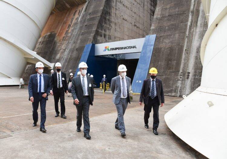 Itaipu terá papel fundamental na retomada da economia, diz Ministro de Minas e Energia