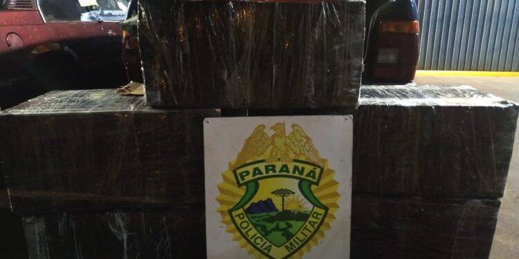 BPFRON apreende 300 pacotes de essência de narguiles contrabandeados em Foz