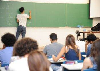 Fundeb passa a ser permanente e amplia recursos para educação