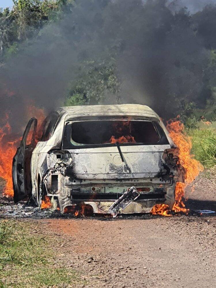 Duas pessoas são feridas por disparos de arma de fogo no Porto Meira