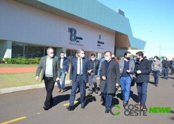 Itaipu e Lar Cooperativa, com prefeitos, traçam novos investimentos na região oeste