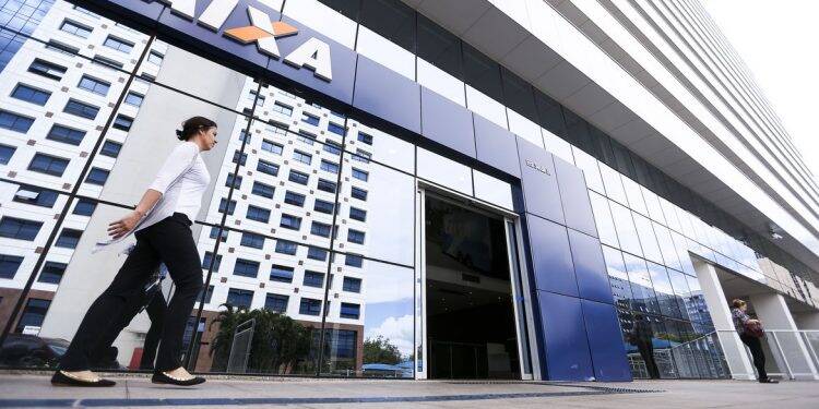 Caixa credita auxílio emergencial para 5,7 milhões de pessoas