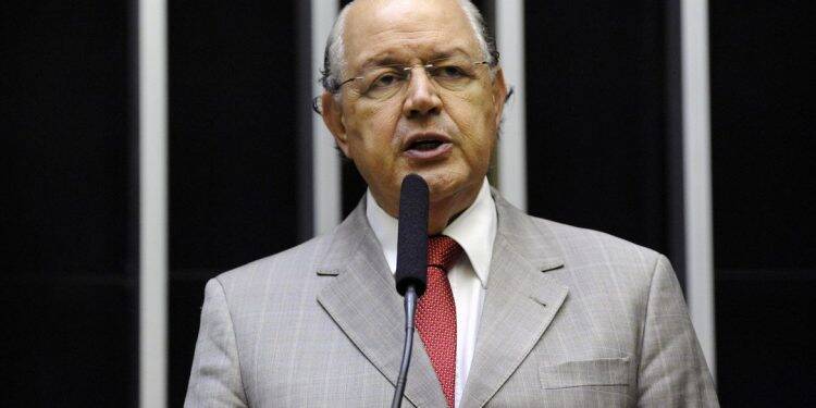 Economista: simplificação de impostos é pilar de mudança tributária