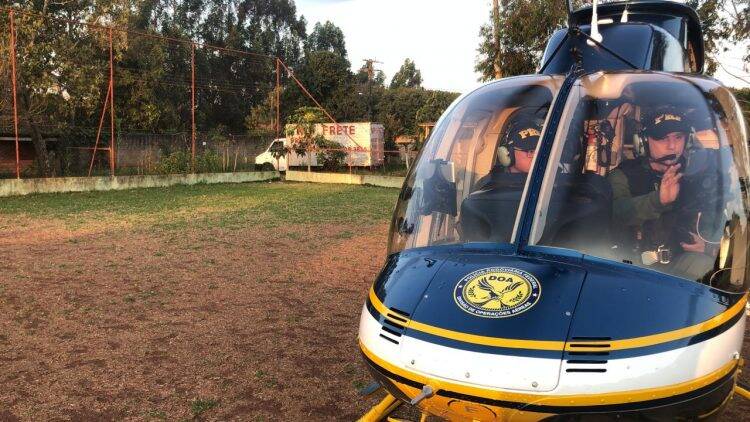 PRF e PM recuperam caminhão roubado carregado com agrotóxicos em Foz do Iguaçu