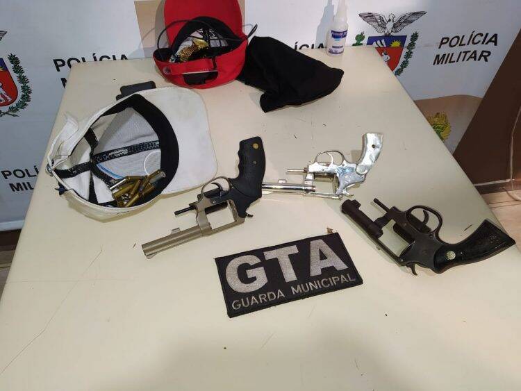 GM prende cinco pessoas com armas ilegais