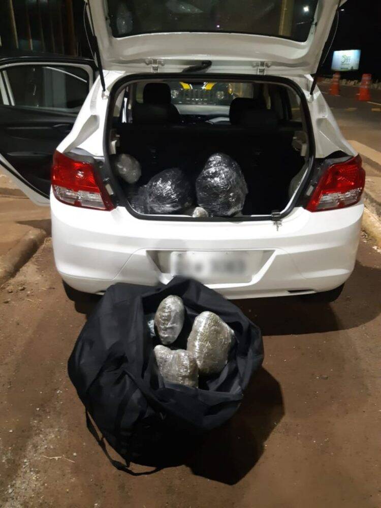 PRF apreende maconha e haxixe em Santa Terezinha de Itaipu