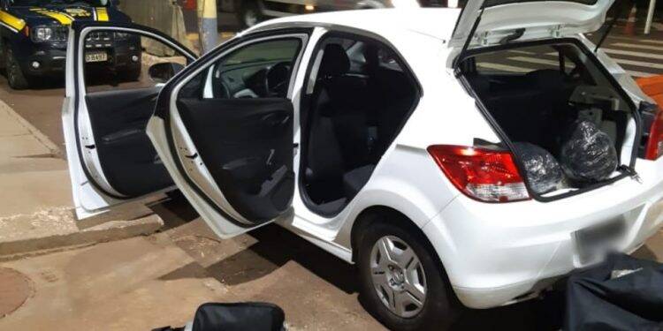 PRF apreende maconha e haxixe em Santa Terezinha de Itaipu