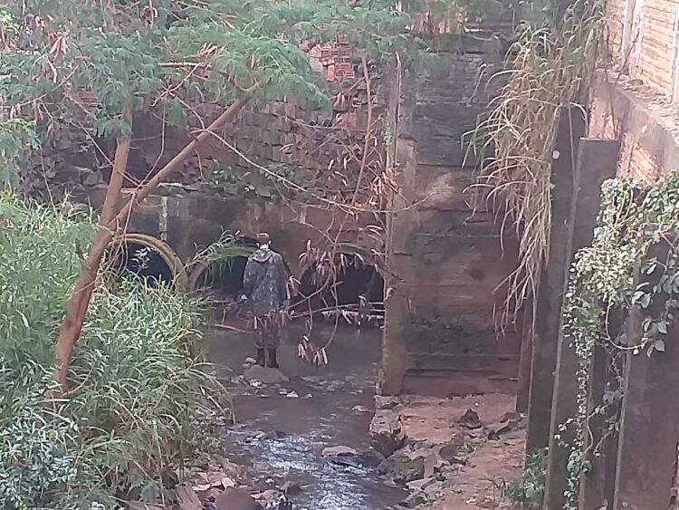 Parceria entre Exército e Município realiza limpeza de rios e terrenos baldios em Foz