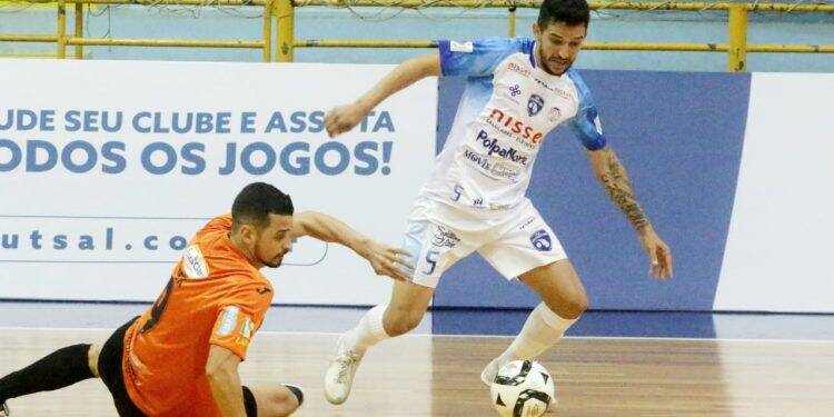 Foz Cataratas Futsal enfrenta o Joinville nesta terça, 01