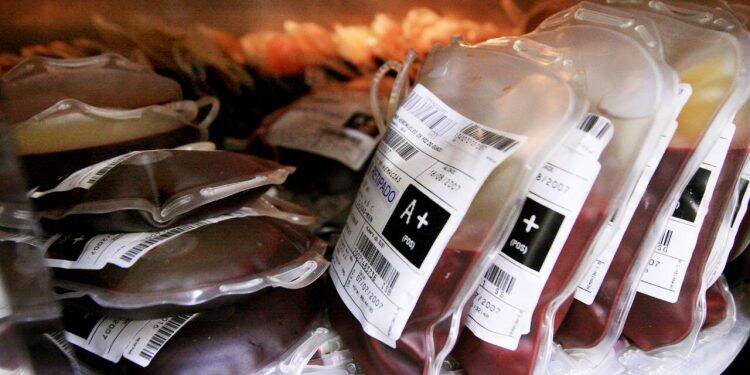 Hemonúcleo de Foz pede doação de sangue de quem já se recuperou da covid-19
