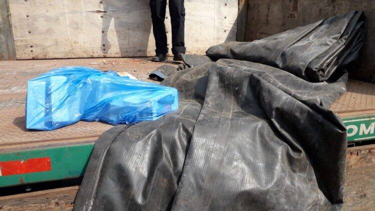 Receita Federal apreende quatro caminhões na Ponte Internacional da Amizade