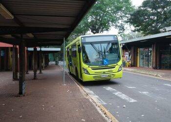 Passagem do transporte coletivo poderá ser paga com dinheiro