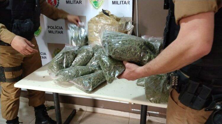 PM apreende cerca de 30 quilos de maconha capulho no Monsenhor Guilherme