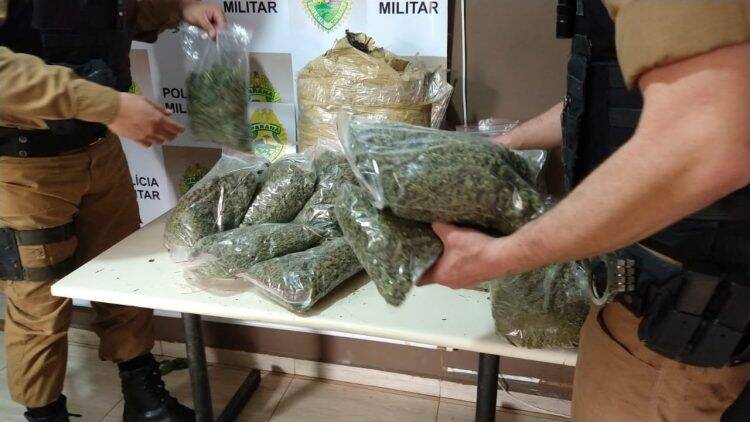 PM apreende cerca de 30 quilos de maconha capulho no Monsenhor Guilherme
