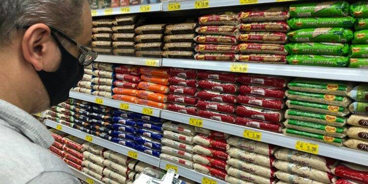 PROCON realiza segunda etapa de fiscalização nos supermercados