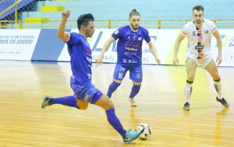 Foz Cataratas vence de virada o Blumenau pela Liga Nacional